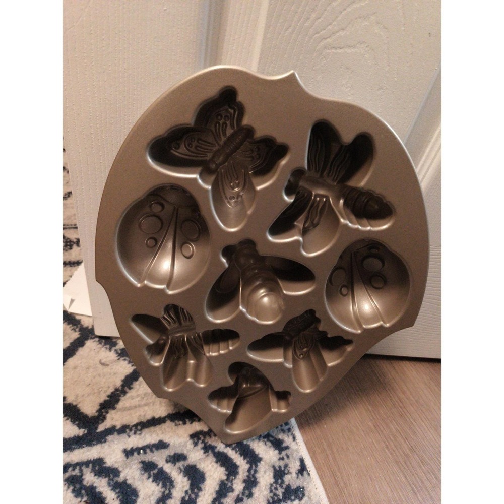 Nordic Ware Backyard Bugs Pan Bronze/Silver 5 Cups / 1.2 Liters Made USA